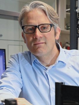 Prof. Tobias Kippenberg image