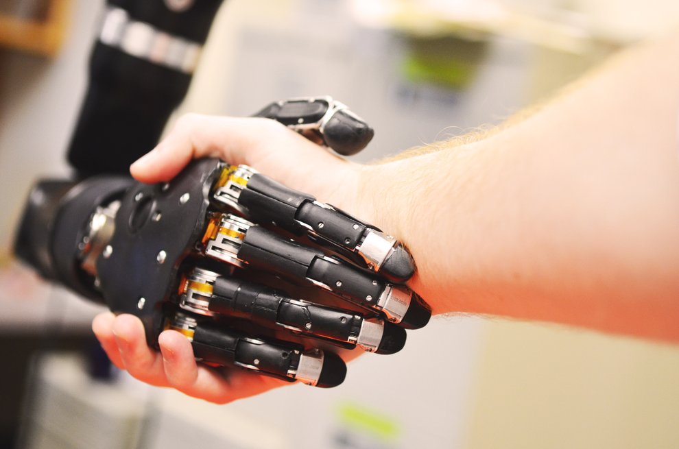 Robot handshake 2