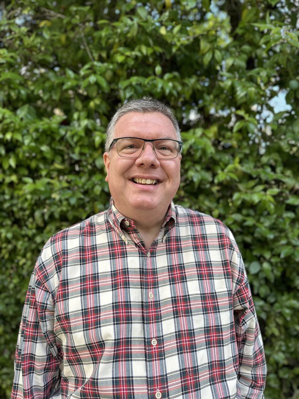 Headshot of Lee Coleman