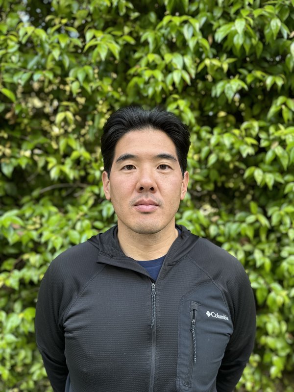 Headshot of Randy Akasaka