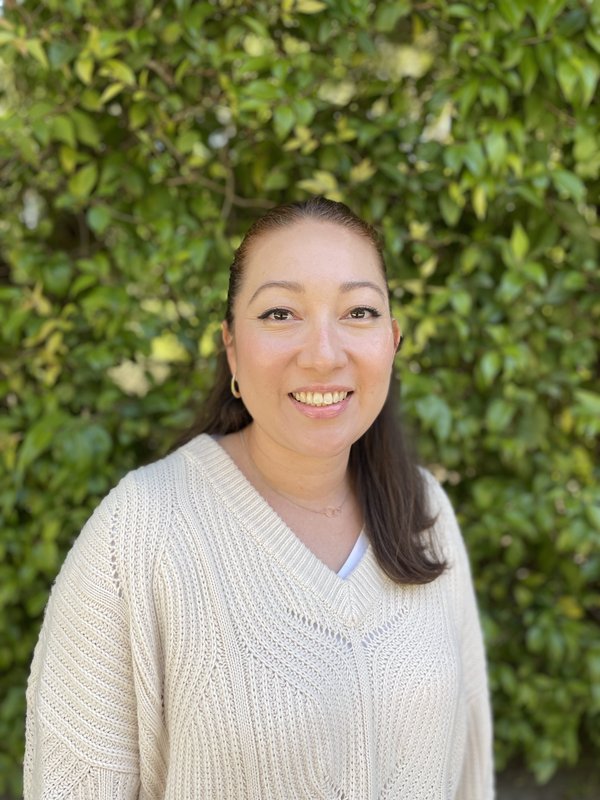 Headshot of Stacy De La Torre